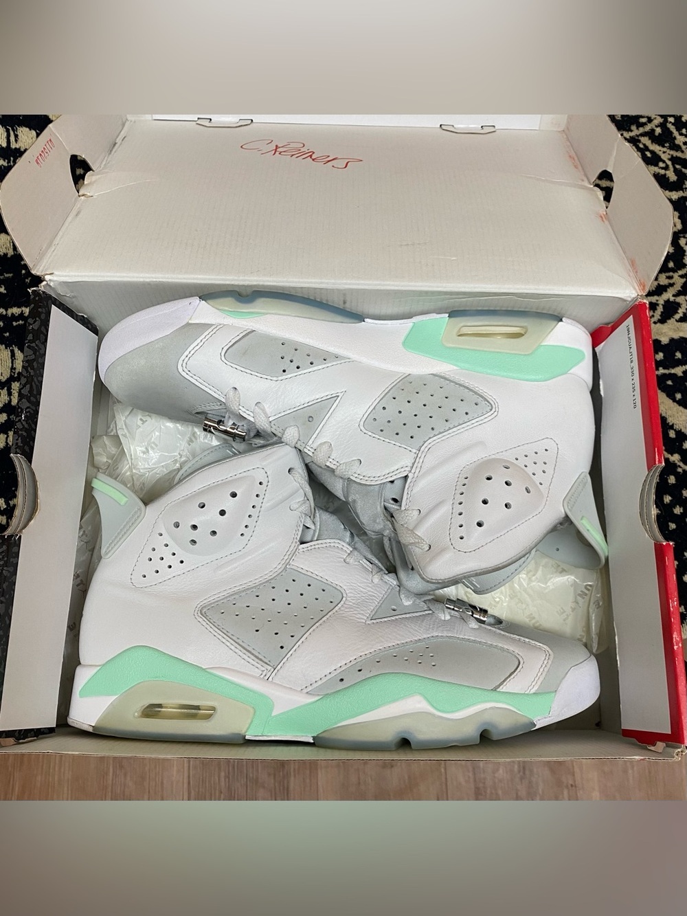 2022 Air Jordan 6 Retro Mint Foam Size 11 Women’s Size 9.5 Men’s DQ4914-103 - Picture 15 of 16